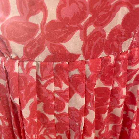 Poppy Pink Bright Floral 1940’s Dress with Ruffle Pleat Neckline - The Notebook - Picture 8 of 11